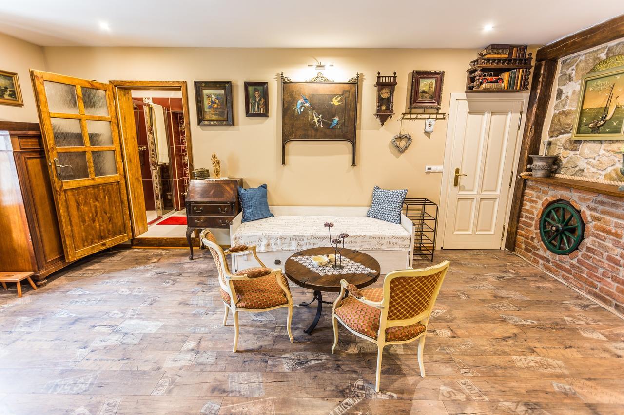 Dom Berg Apartment Banska Stiavnica Ngoại thất bức ảnh