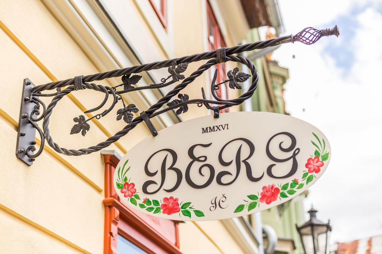 Dom Berg Apartment Banska Stiavnica Ngoại thất bức ảnh